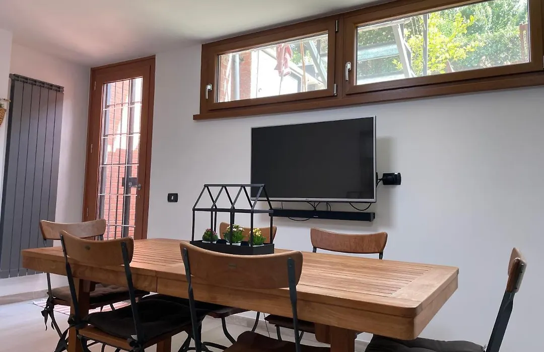 in&out apartment - mostacciano, eur-1